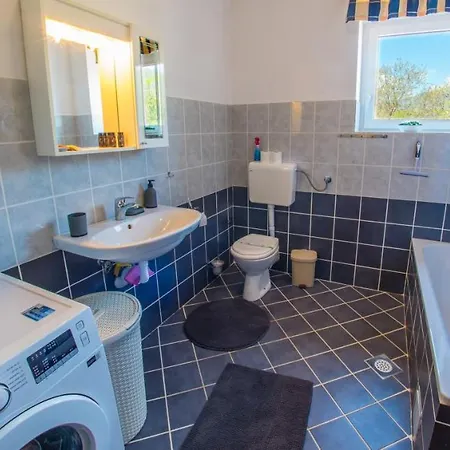 Train Station 公寓