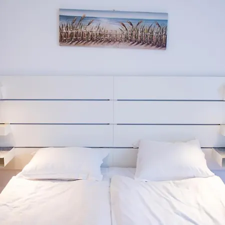 公寓 Train Station *