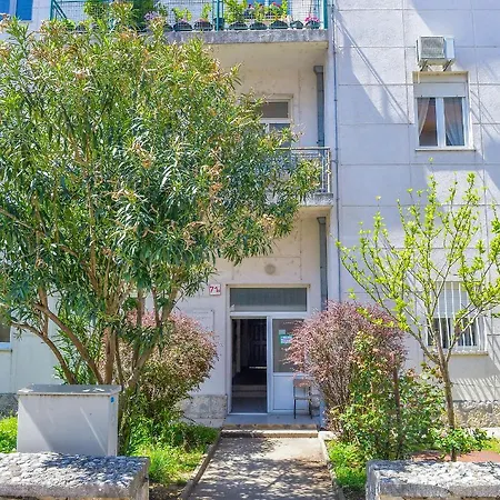 Train Station モスタル